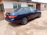 A picture of Honda Accord 2004 yk