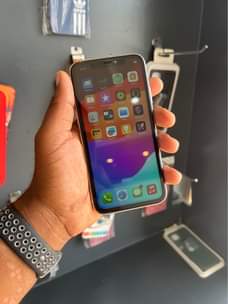 A picture of IPHONE 11 64Gb