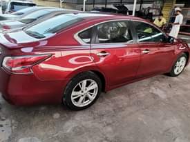A picture of 2014 Nissan Altima
