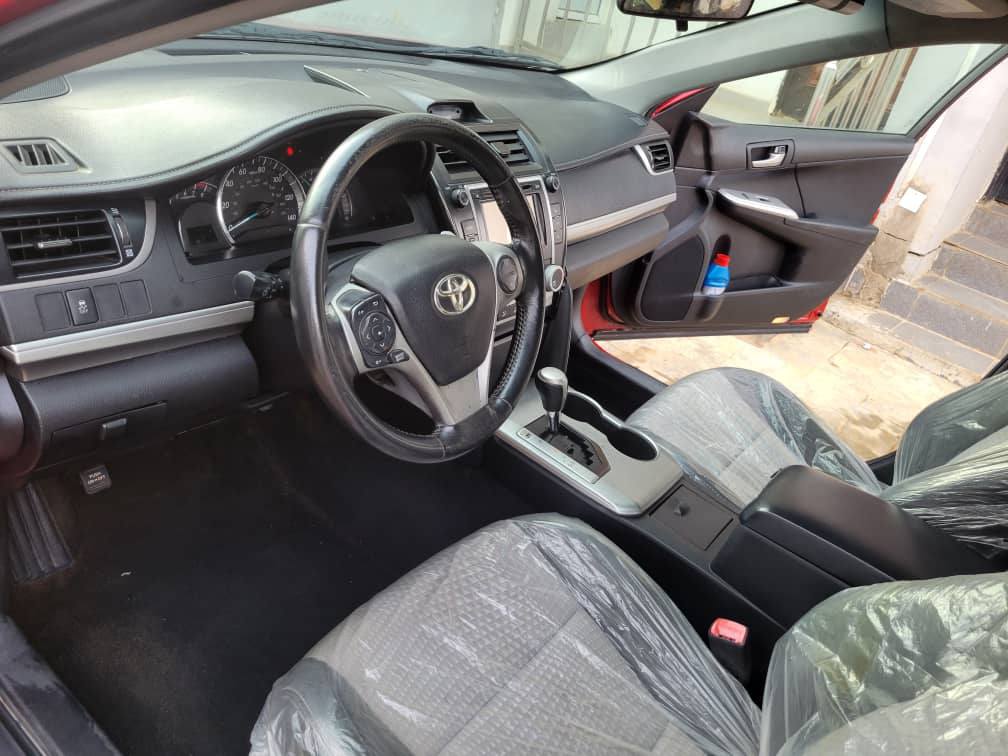 A picture of Accident Free Tokunbo Toyota Camry SE 2012