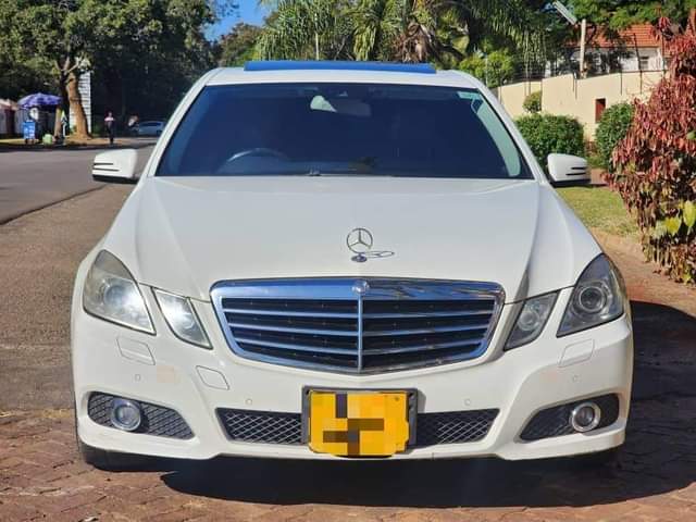 classifieds/cars mercedes