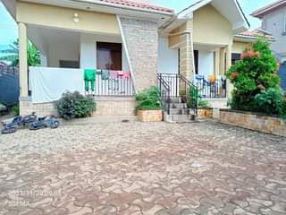 A picture of House