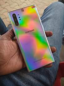 A picture of Samsung note 10