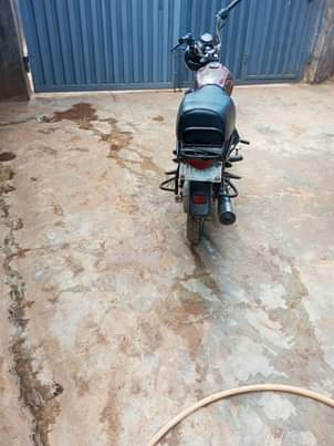 A picture of Bajaj boxer for sale