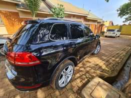A picture of Toureg 2012 diesel in excellent condition buy and drive nothing