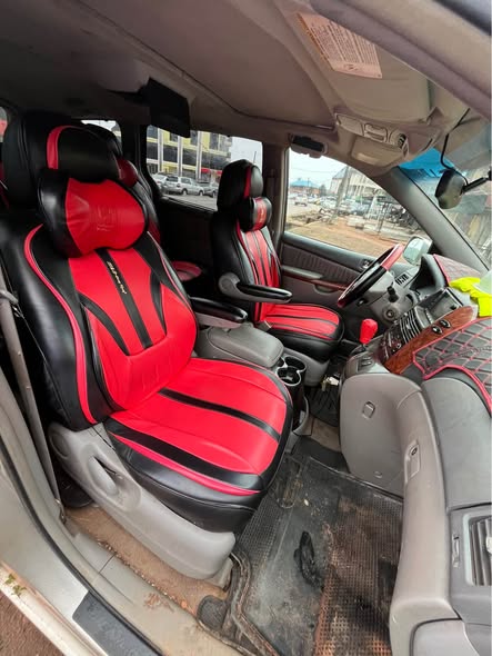 A picture of Toyota sienna XLE