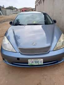 A picture of Lexus ES 330