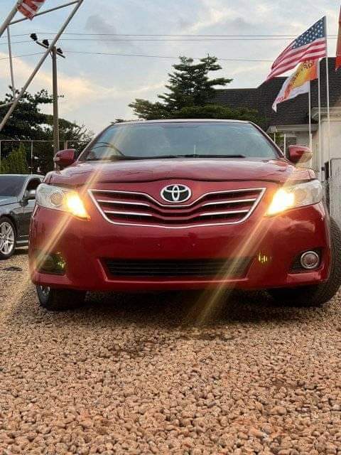 A picture of 2017 Toyota Camry muscle
