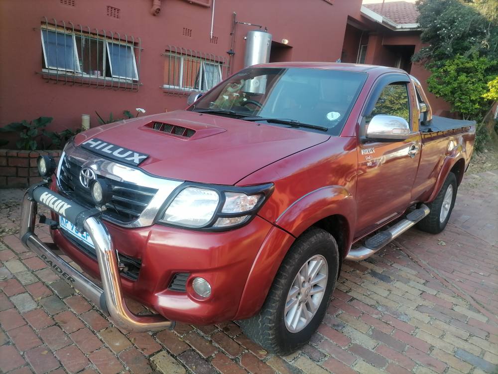 used toyota hilux