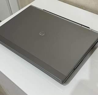 A picture of HP ELITEBOOK 2570p 6GB RAM 320GB STORAGE BACKLIGHT KEYBOARD BATTERY