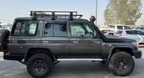 A picture of LANDCRUISER LX