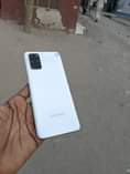A picture of Samsung Galaxy S20 Plus 5G