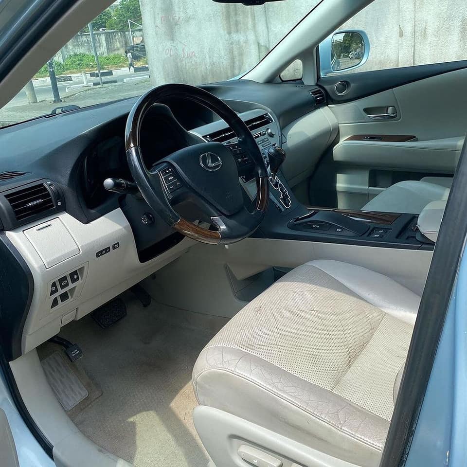A picture of 2011 Rx350