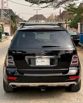 A picture of REGISTRE Mercedes Benz Ml350 2010 Colour Black ustom uty ntact