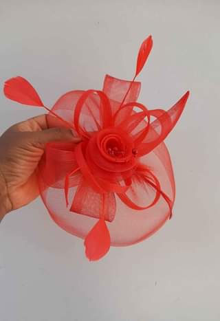A picture of Unique custommade fascinators