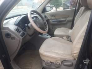 A picture of hyundai Tucson Clean and sound Ac has leakage engine gear