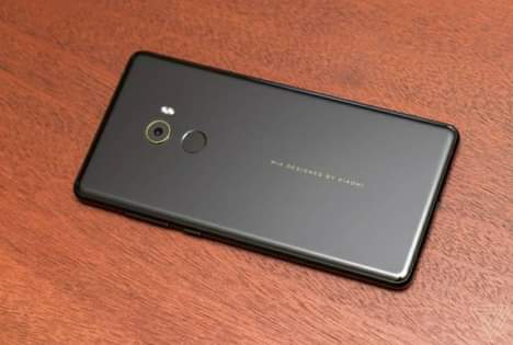 A picture of Xiomi mi mix 2