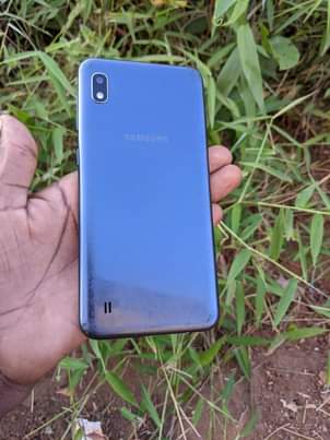 A picture of Samsung Galaxy A10 hiii apa gb32 ram2 wah 0686820249