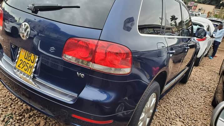 A picture of 2007 Volkswagen toureg Model 2007