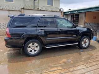 A picture of Toyota 4Runner