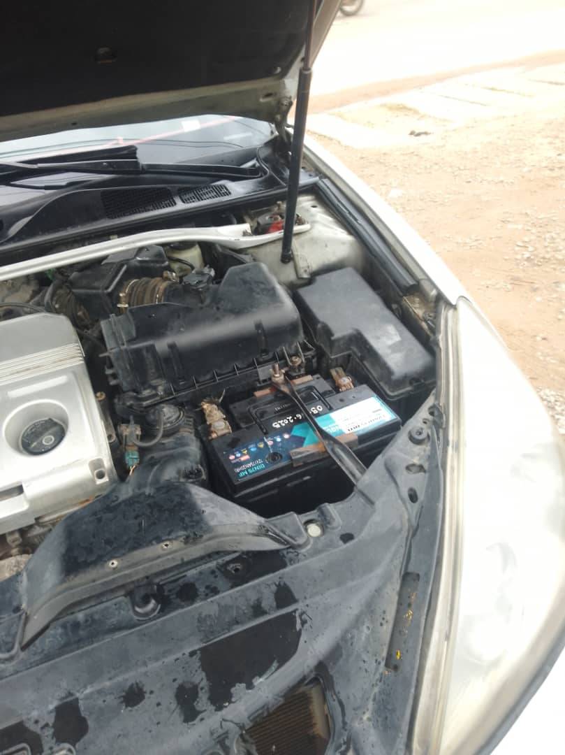 A picture of Very clean Lexus car ES 300 very good engine and