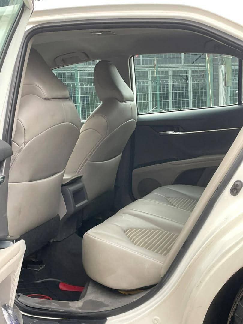 A picture of 2020 Toyota Camry le