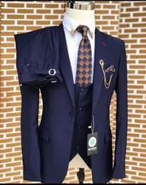 A picture of SUIT 180 000 SHATI 30 000 CHAIN 10 000 BALL