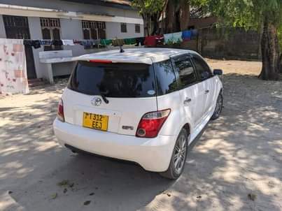 used toyota ist