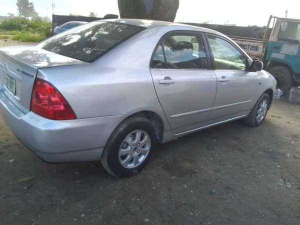 A picture of Toyota Corolla Engine Gear working perfectly Buy and drive Manual