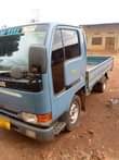 A picture of NISSAN PICK UP