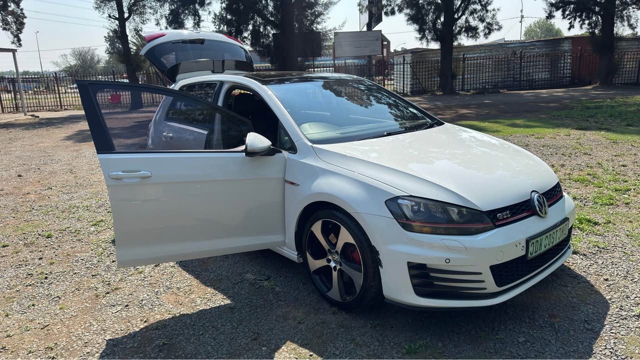 volkswagen golf gti