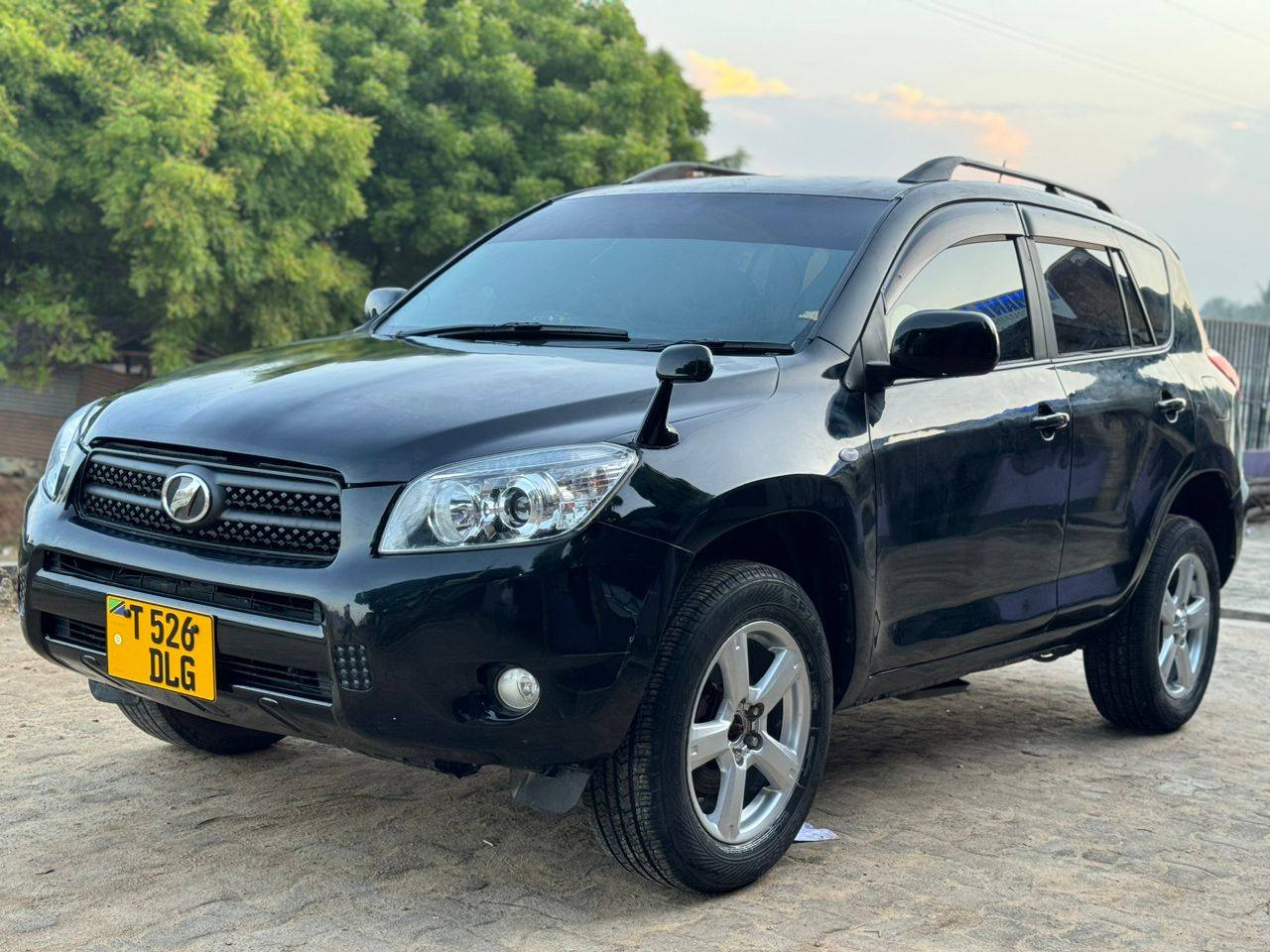 A picture of TOYOTA RAV4 miss tanzania reg no DLG year 2006 capacity