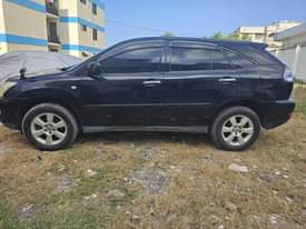 A picture of Toyota harier for sale