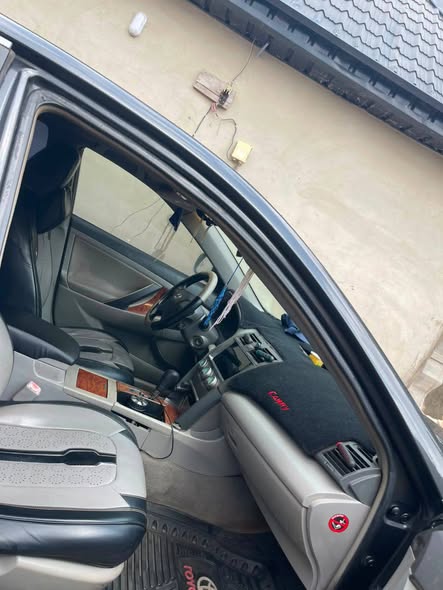 A picture of 2008 toyota camry