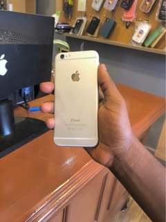 A picture of iphone 6plain