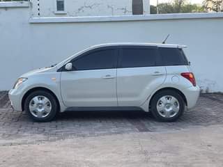 A picture of TOYOTA IST