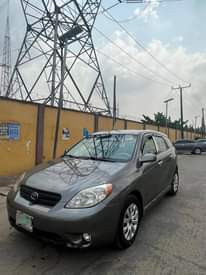 A picture of Toyota Matrix 06