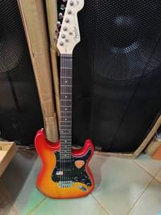 A picture of Guitar
