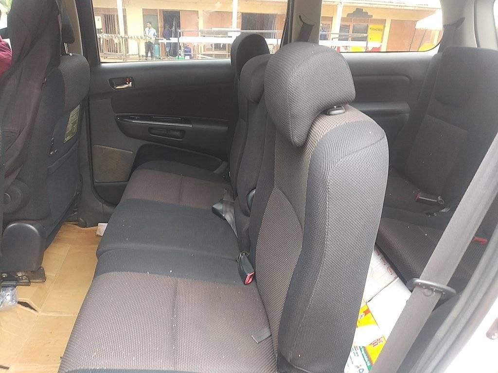 A picture of 2008 Wish Toyota