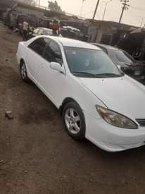 A picture of 2005 Toyota Camry