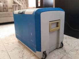 A picture of COOLER BOX ZA UMEME ORIGINAL