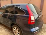 A picture of Honda cr v