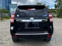 A picture of Toyota Land Cruiser Prado MACHOZI on sale gari kali sanaaaaa
