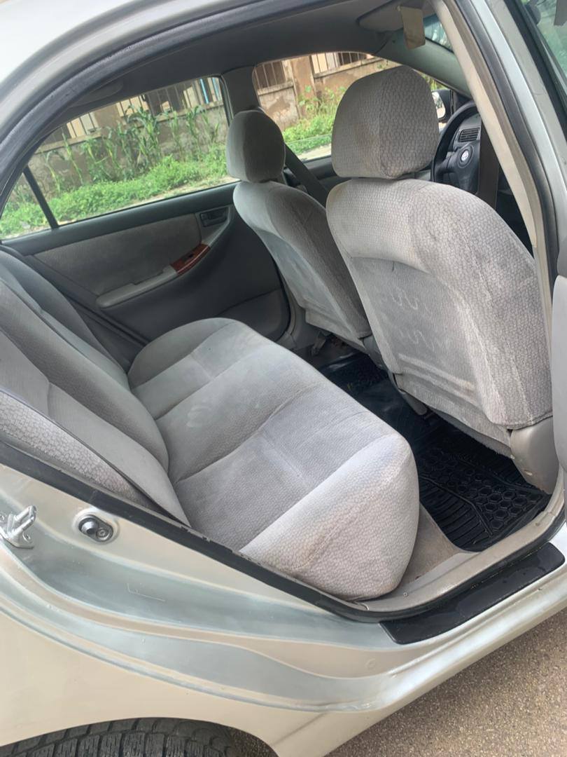 A picture of DISTRESS TOYOTA COROLLA 2004