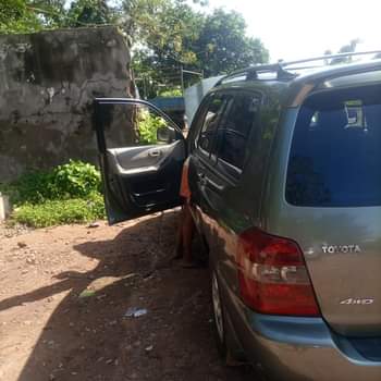 A picture of Toyota Highlander 2006