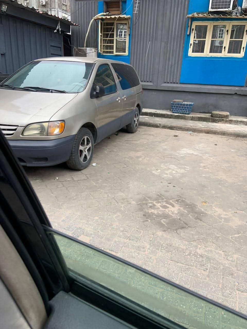 A picture of 2023 Toyota siana