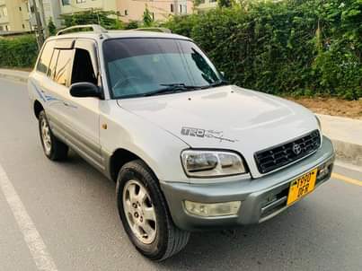 A picture of RAV4 OLD MODEL