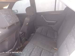 A picture of Car