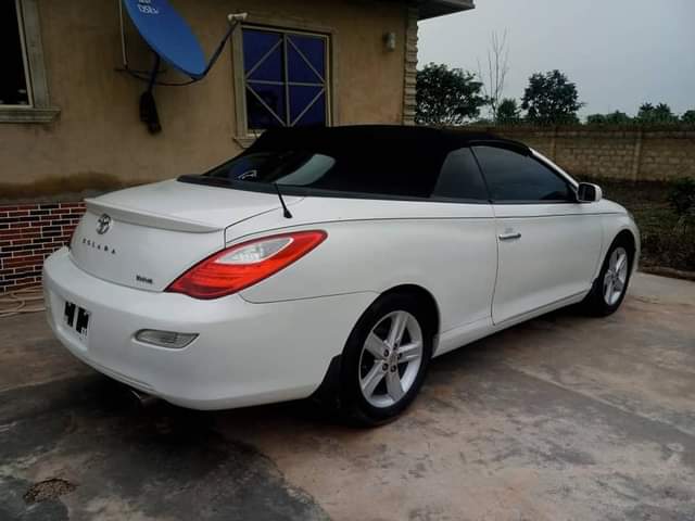 A picture of Super Clean Tokunbo 2008 Toyota Solara Convertible For Sale Seller
