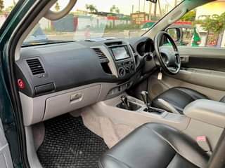 A picture of TOYOTA HILUX INVICIBLE